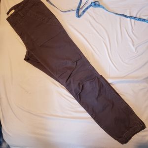 TNA size 0 rutched knee utility pant